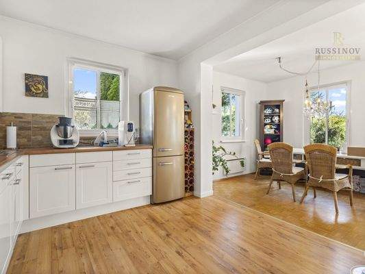 Küche mit Esszimmer