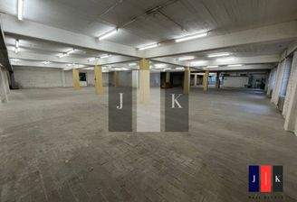 Halle Innenansicht (EG)