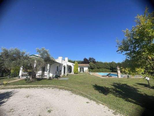 Traumvilla in Pocenia zwischen Udine und Meer