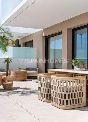 Semi-Detached Houses with Pools in Dolores Alicante