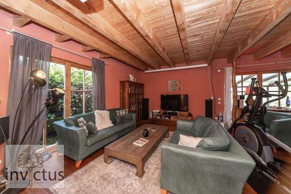 Wohn-/Ess-/Kaminzimmer