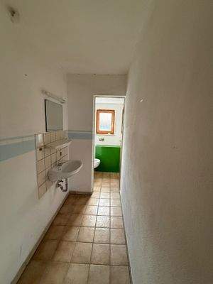 WC Bereich Halle Nr. 2