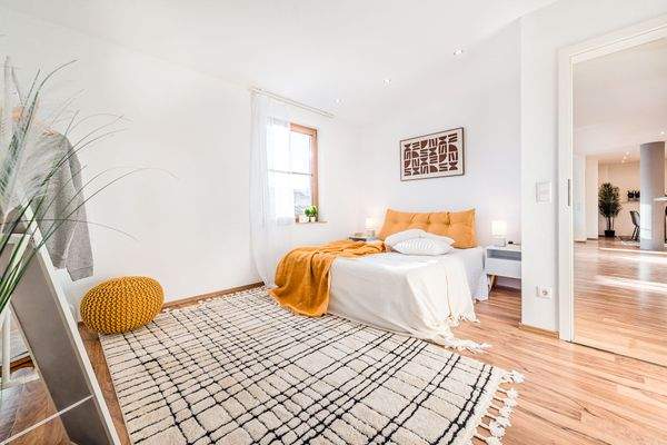 Geräumiges Schlafzimmer