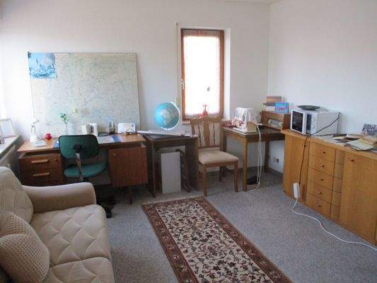 weiteres Zimmer (Kinderzimmer, Büro)