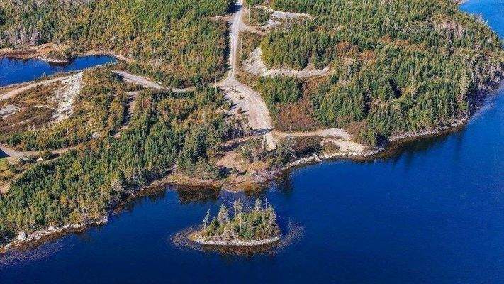 Luftbild Blick auf Lot 9 und Insel