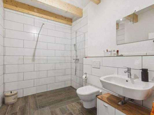 Schlafzimmer Bad Wohnung 2_2