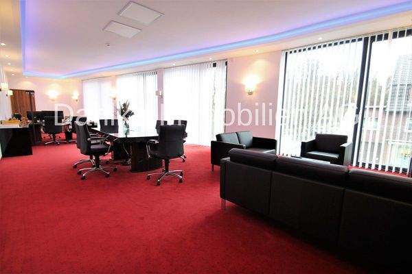 Großes Büro, Bild 2