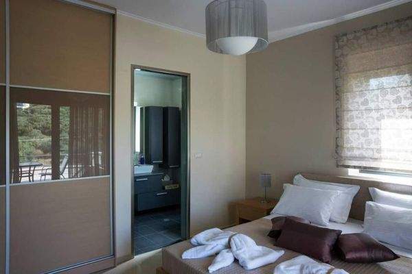 Kreta - Steinvilla mit Pool in Almyrida zu verkaufen