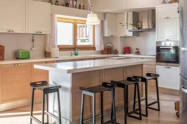 Kreta, Karteros: Einfamilienhaus in Stadtnähe zu verkaufen