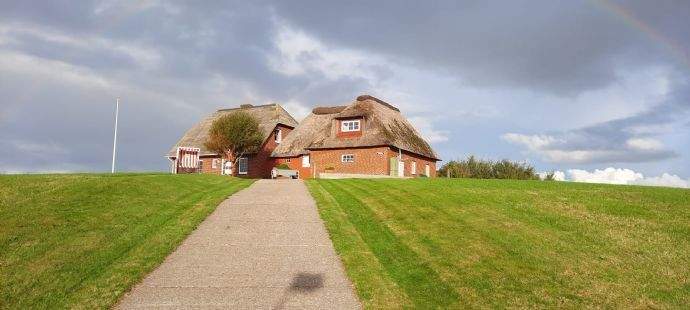 Blick aus das Gebäudeensemble