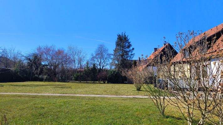 Grundstücksansicht .jpg