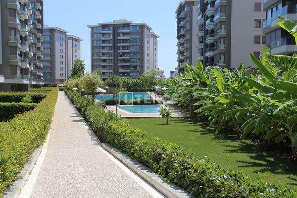 Furnished Apartment in a Complex with a Pool in Konyaaltı Antalya