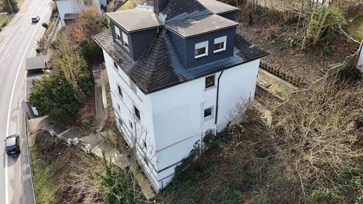 Hitnere Seitenansicht