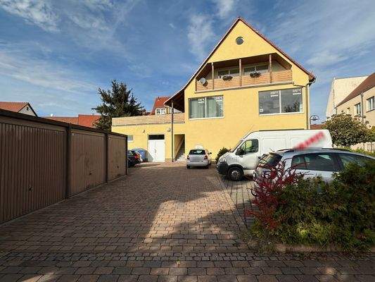 Garagen, PKW-Stellplätze