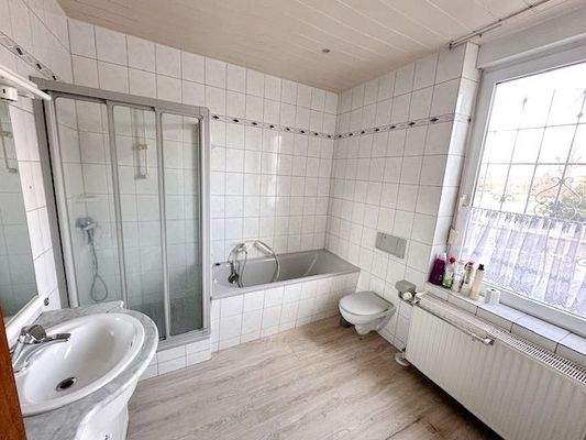 Badezimmer OG