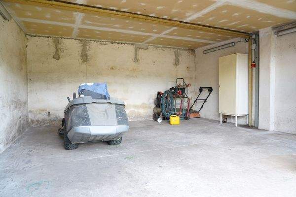 Nebengebäude / Garage