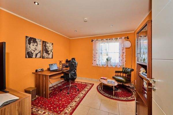 EFH Mintraching Büro