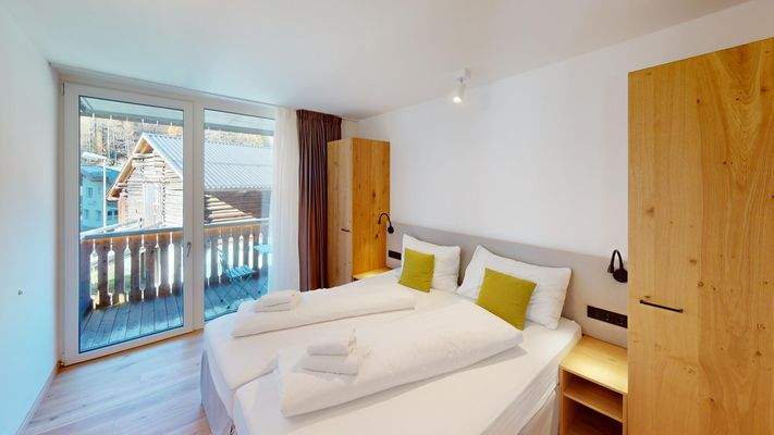 104-Chalet-Zwieselstein-Bedroom 2.jpg