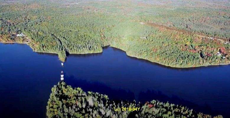 Cape Breton - Wunderschönes Fluss-Ufergrundstück a