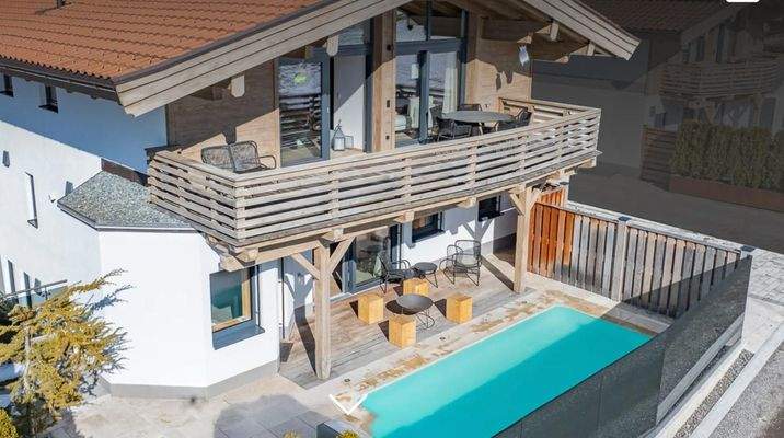 WhatsApp Image 2025-09-09 at 08.17.47