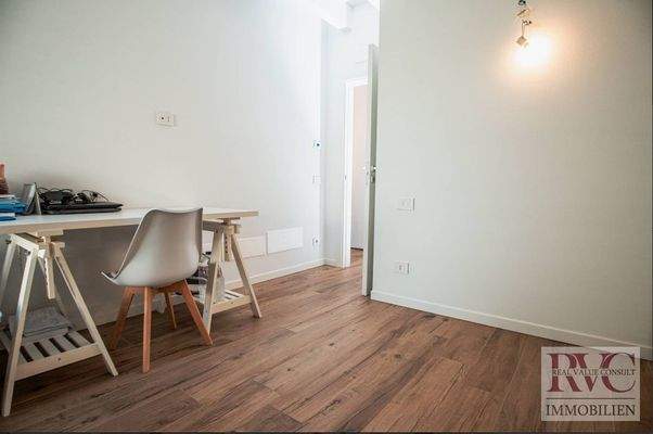 Screenshot 2023-12-05 040059