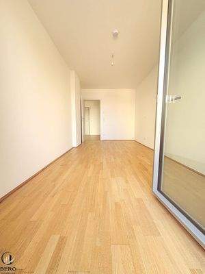 2. Zimmer vom Balkon