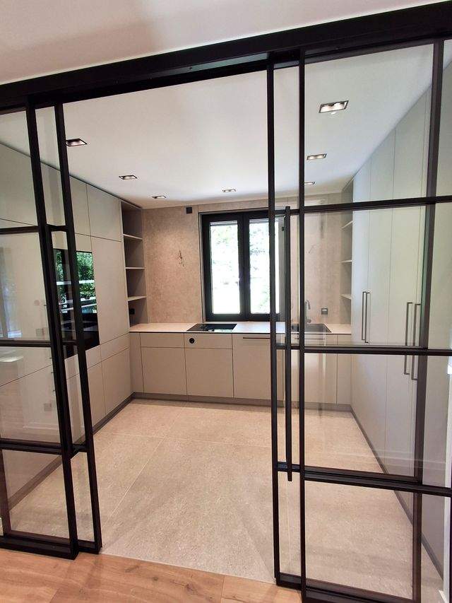 Rarität in Bestlage – Luxuriöser Neubau am Waldrand - Foto 2