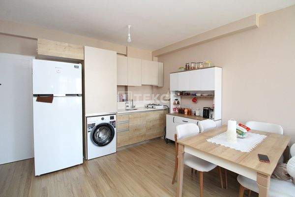 Furnished Apartment in a Complex with Pool in Yalova Çınarcık