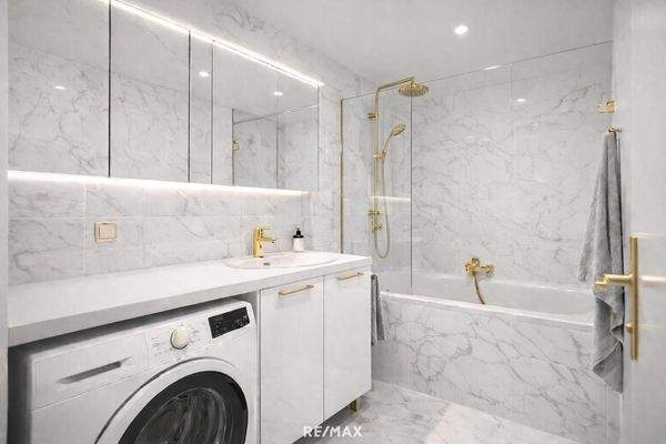 KI Visualisierung Bad