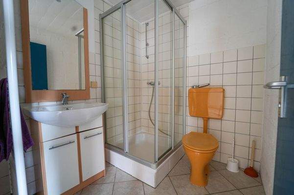 Bad Einliegerwohnung