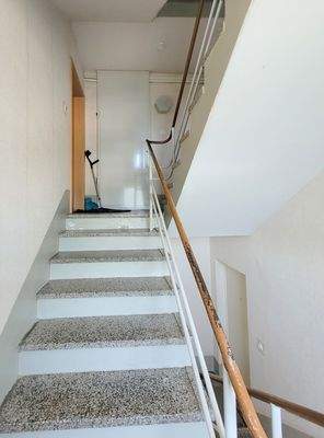 Treppenhaus1.jpg