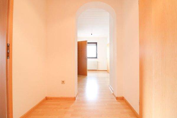 Geräumiger Flur im ersten Stock