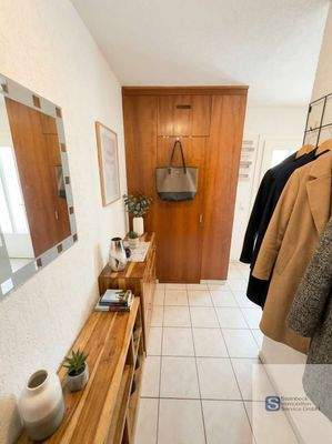 Flur (AI bearbeitet)