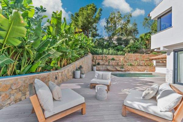 Pool terrace in villa in Costa d_en Blanes