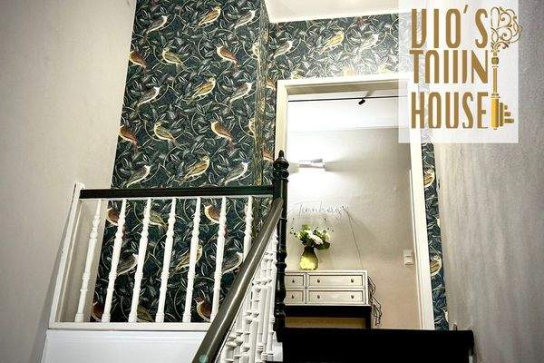 Foyer Vios Townhouse