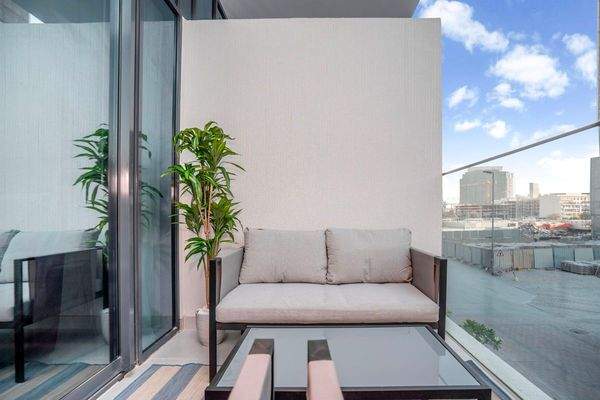 Gemütlicher privater Balkon zum Entspannen