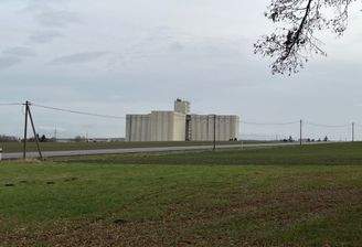 Gewerbefläche von Weitem