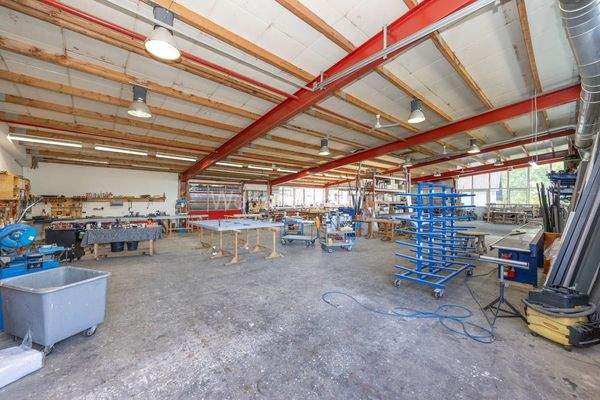 3396 Werkhalle 2 b