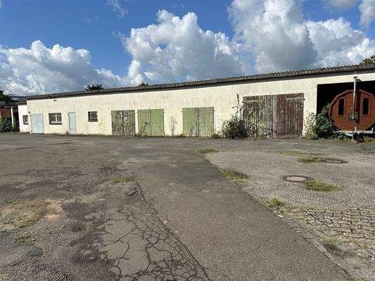 geschlossene Garagen