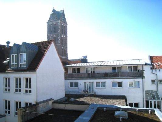 Rückwärtiger Blick auf die Marienkirche