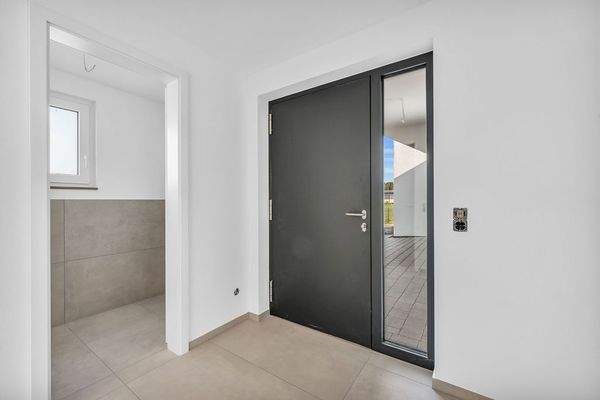 Entrée und Gäste-WC