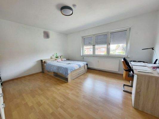 Schlafzimmer 3 Wohnung OG