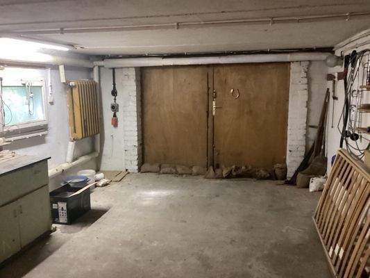 Tiefgarage im Haus