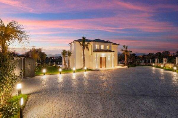 Exklusive Neubauvilla mit Aussicht zu verkaufen in Son Gual Mallorca BHHS-BAL-0778