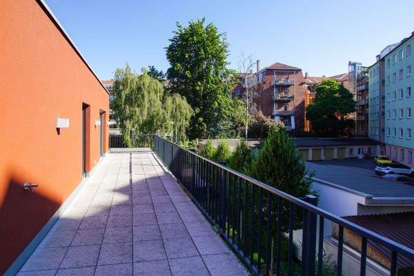 Dachterrasse - Ihr zweites, sonniges Wohnzimmer