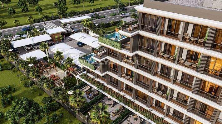 Flats in Project with Communal Pool in Antalya Altintas