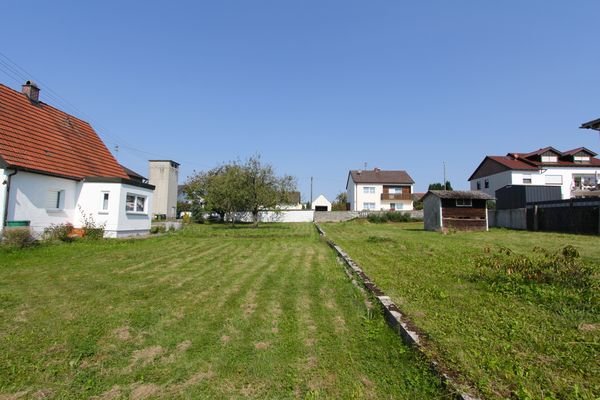 Blick von Süd-West (Flatterband = Grenze)