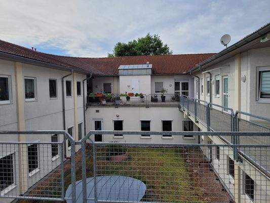 Umlaufgang Blickrichtung WE 14 bis 21.jpg