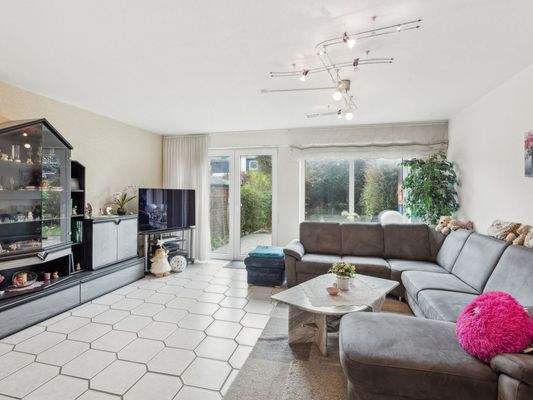 Wohnraum mit Terrassenzugang