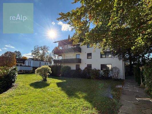 Ostansicht Haus mit Parkzugang